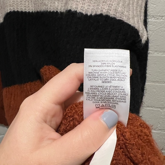 Express Colorblocked Sweater - Picture 3 of 7